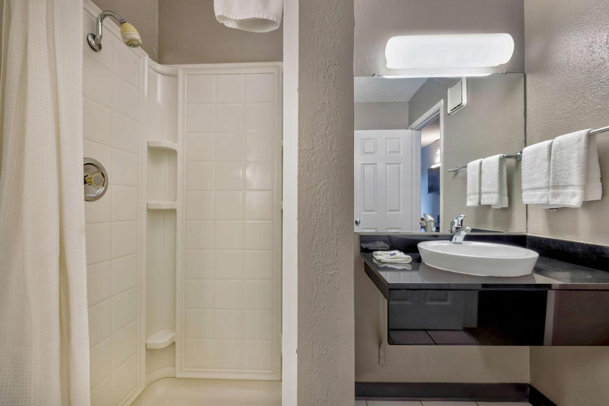 Motel 6-Oshkosh, Wi Екстер'єр фото