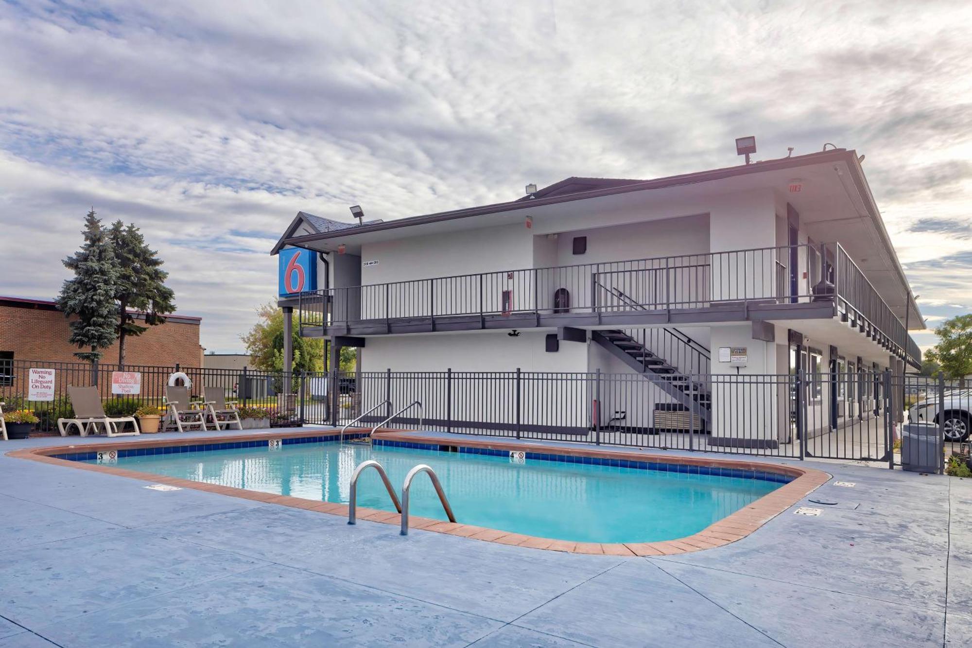 Motel 6-Oshkosh, Wi Екстер'єр фото