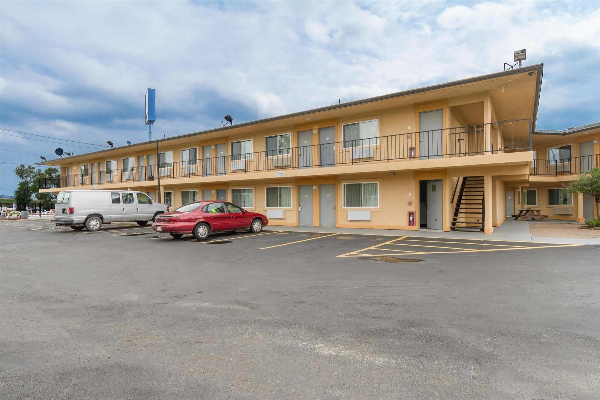 Motel 6-Oshkosh, Wi Екстер'єр фото