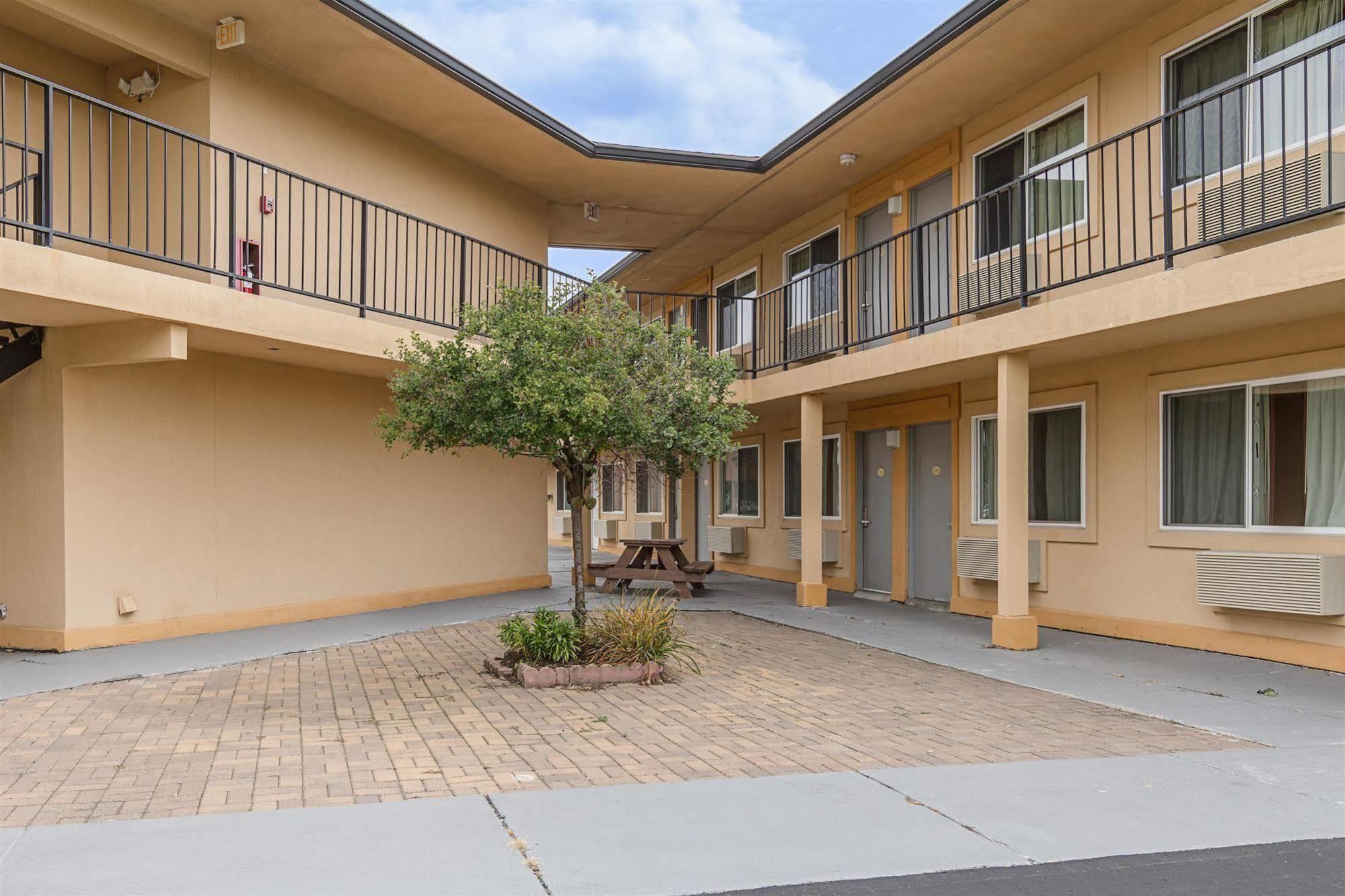 Motel 6-Oshkosh, Wi Екстер'єр фото